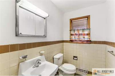 713 Lincoln Drive, Perth Amboy, NJ 08861 - Photo 20