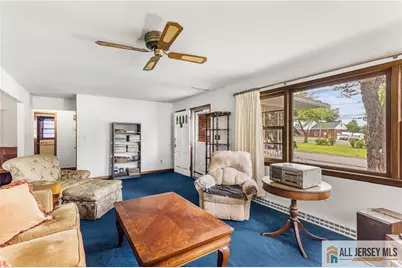 713 Lincoln Drive, Perth Amboy, NJ 08861 - Photo 6