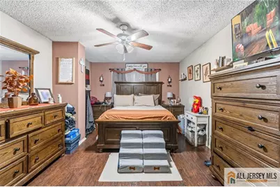 680 Amboy Avenue, Perth Amboy, NJ 08861 - Photo 20