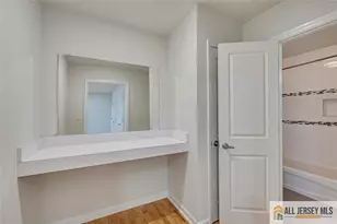 3406 Hana Rd, Edison, NJ 08817 - Photo 32