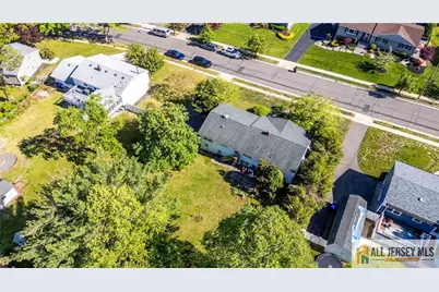 15 Kings Road, East Brunswick Township, NJ 08816 - Photo 40