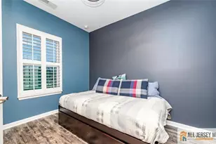 303 Bayside Ct, South Amboy, NJ 08879 - Photo 4