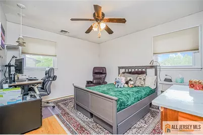 27 Woodmere Road, North Brunswick Township, NJ 08902 - Photo 22