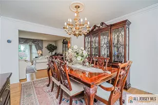 27 Woodmere Rd, North Brunswick Township, NJ 08902 - Photo 8