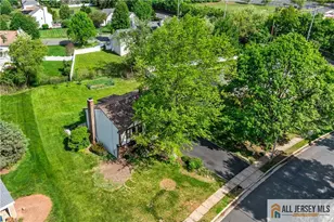 4 Darby Rd, Franklin Township, NJ 08873 - Photo 26