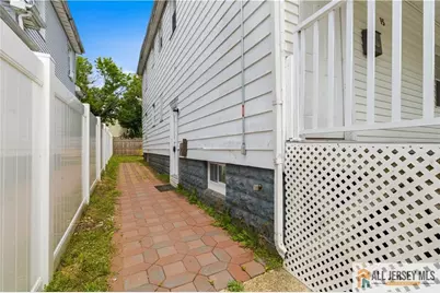 15 S Ward Street, New Brunswick, NJ 08901 - Photo 36