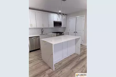 251 Livingston Avenue #305, New Brunswick, NJ 08901 - Photo 6