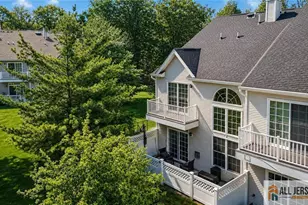 19 Amber Dr, Old Bridge Township, NJ 08857 - Photo 6