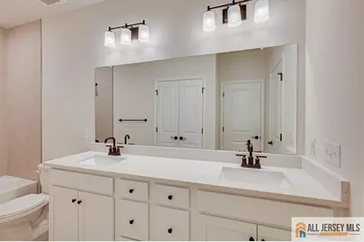 317 Sadie Circle, New Brunswick, NJ 08901 - Photo 20