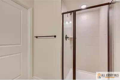 317 Sadie Circle, New Brunswick, NJ 08901 - Photo 14