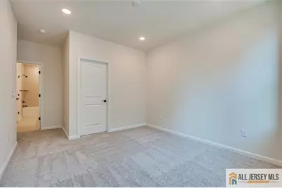 317 Sadie Circle, New Brunswick, NJ 08901 - Photo 18