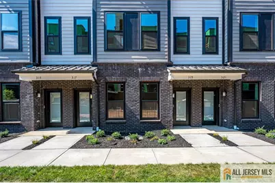 317 Sadie Circle, New Brunswick, NJ 08901 - Photo 2