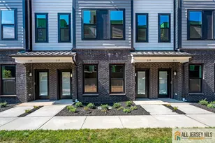 317 Sadie Cir, New Brunswick, NJ 08901 - Photo 2