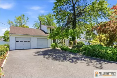 10 Helen Court, Piscataway Township, NJ 08854 - Photo 2