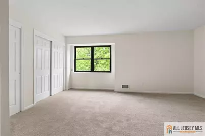 6001 N Oaks Boulevard, North Brunswick Township, NJ 08902 - Photo 12