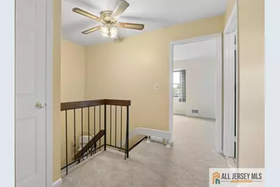 6001 N Oaks Boulevard, North Brunswick Township, NJ 08902 - Photo 10