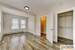 37 E Somerset St, Raritan, NJ 08869 - Photo 10