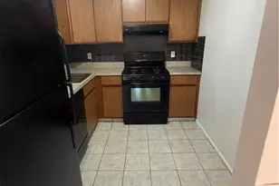 2513 Lighthouse Ln, Sayreville, NJ 08859 - Photo 6