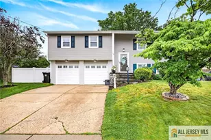 16 10th Ave, Monroe Township, NJ 08831 - Photo 2