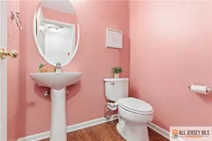 605 Donato Cir, Scotch Plains Township, NJ 07076 - Photo 12
