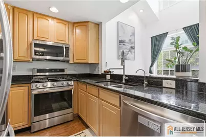 605 Donato Circle, Scotch Plains Township, NJ 07076 - Photo 8