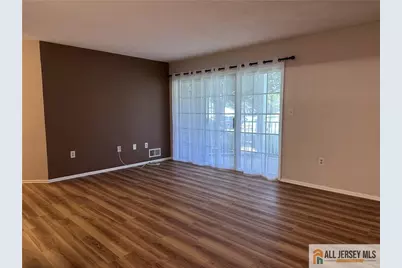 171 Lindsey Court #2915, Franklin Township, NJ 08823 - Photo 2