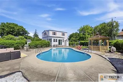 8 Lauretta Drive, East Brunswick Township, NJ 08816 - Photo 24