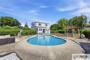 8 Lauretta Dr, East Brunswick Township, NJ 08816 - Photo 24