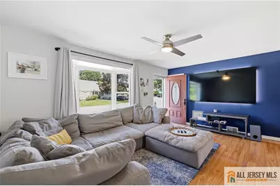 8 Lauretta Drive, East Brunswick Township, NJ 08816 - Photo 4