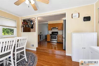 8 Lauretta Drive, East Brunswick Township, NJ 08816 - Photo 8
