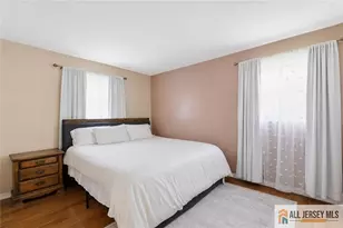 8 Lauretta Dr, East Brunswick Township, NJ 08816 - Photo 10