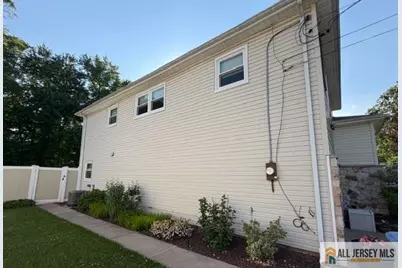 760 Magnolia Road, North Brunswick Township, NJ 08902 - Photo 4