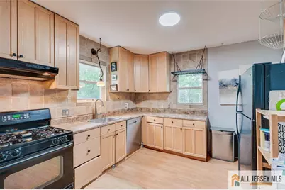 111 Johnson Street, Highland Park, NJ 08904 - Photo 20