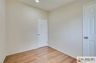 42 Hyde Ave, Iselin, NJ 08830 - Photo 24