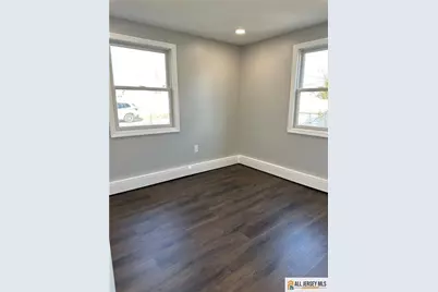 10 Lake Avenue, Old Bridge Township, NJ 07735 - Photo 10