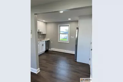 10 Lake Avenue, Old Bridge Township, NJ 07735 - Photo 6