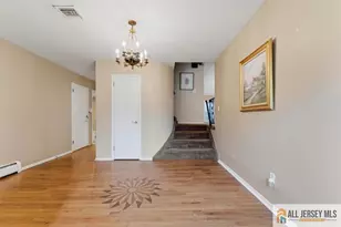 46 Lynnwood Rd, Edison, NJ 08820 - Photo 6