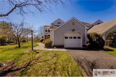 12 Rothwell Drive #C, Monroe Township, NJ 08831 - Photo 2