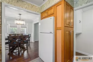394 Newport Way, Monroe Township, NJ 08831 - Photo 6