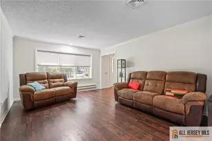 394 Newport Way, Monroe Township, NJ 08831 - Photo 6