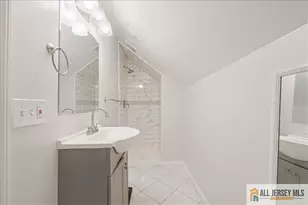 8 Center St, South River, NJ 08882 - Photo 8