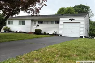 89 S Pennington Rd, New Brunswick, NJ 08901 - Photo 1