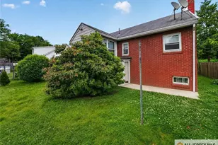 42 Plainfield Ave, Edison, NJ 08817 - Photo 4