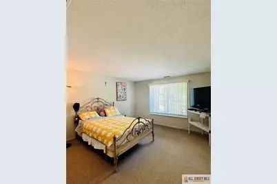 35 Foxtail Lane, South Brunswick Township, NJ 08852 - Photo 10
