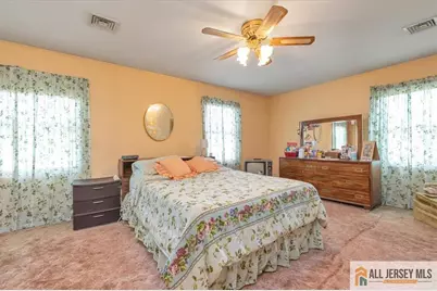 61 Beech Street, Fords, NJ 08863 - Photo 16