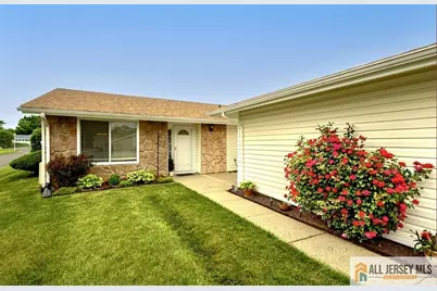 227 Convent Road #227A, Monroe Township, NJ 08831 - Photo 2