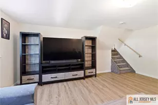 205 New Dover Rd, Colonia, NJ 07067 - Photo 28