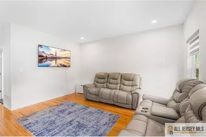 2 Namsan Drive, Monroe Township, NJ 08831 - Photo 8
