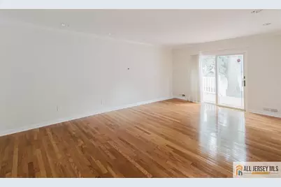 8 Desmet Avenue, Milltown, NJ 08850 - Photo 14