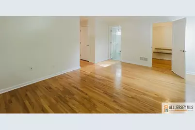 8 Desmet Avenue, Milltown, NJ 08850 - Photo 32